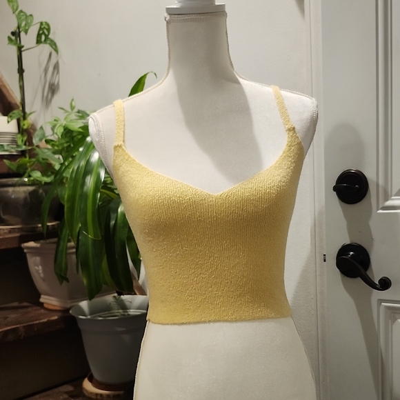 PacSun Light Yellow Knit Camisole - Picture 1 of 3